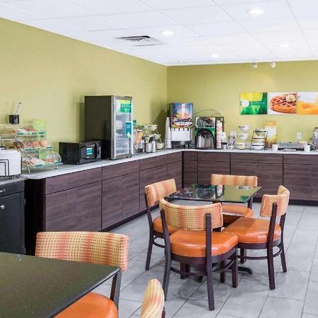 Quality Inn & Suites Arnold - St Louis Eksteriør bilde