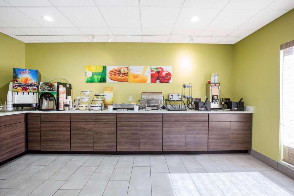 Quality Inn & Suites Arnold - St Louis Eksteriør bilde