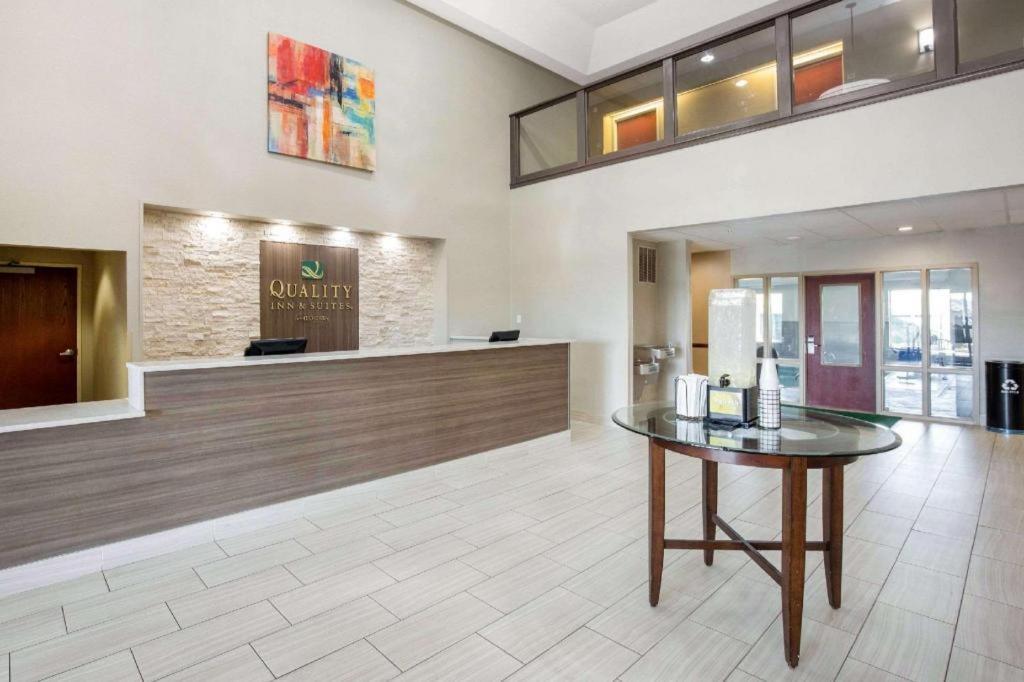 Quality Inn & Suites Arnold - St Louis Eksteriør bilde